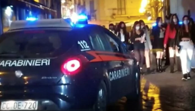 Baretti, giochi online e scommesse abusive: controlli e sanzioni a Napoli