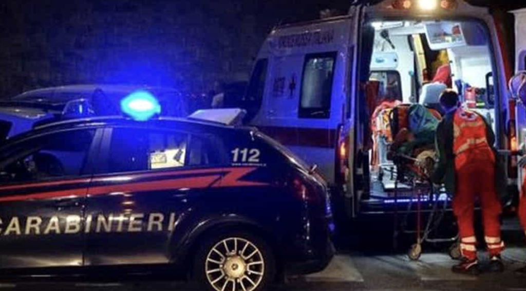 Tragedia a Bacoli, uomo trovato riverso sul pavimento di casa in una pozza di sangue