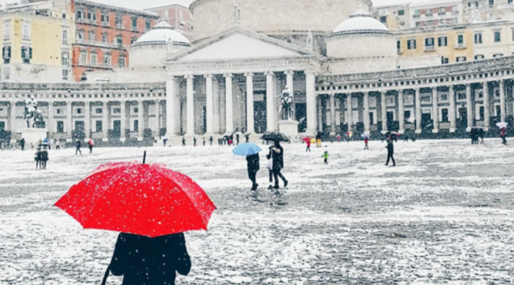 Napoli travolta dal gelo, le temperature si abbasseranno: farà molto freddo