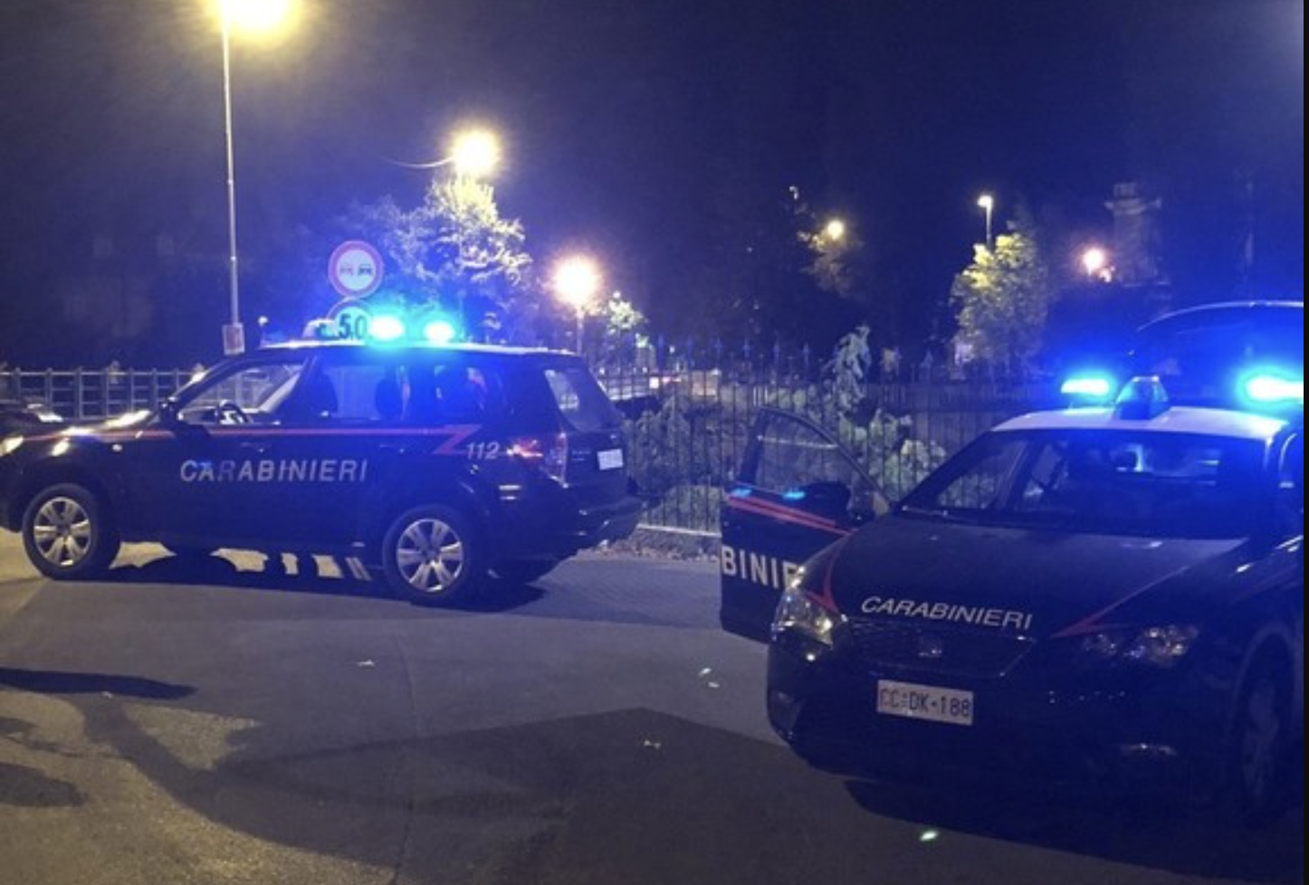 Ragazza napoletana di 29 anni uccisa a coltellate per strada: si cerca l'ex fidanzato