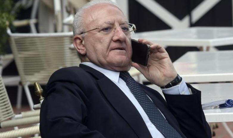 Nuova ordinanza di De Luca, la stretta: spostamenti vietati nelle seconde case e scuole chiuse fino al 3 aprile