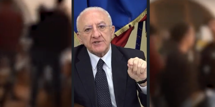 Il festino dei giovani che 'sfidano' il Governatore, il video: "De Luca io me la godo sempre, contro fino alla morte"