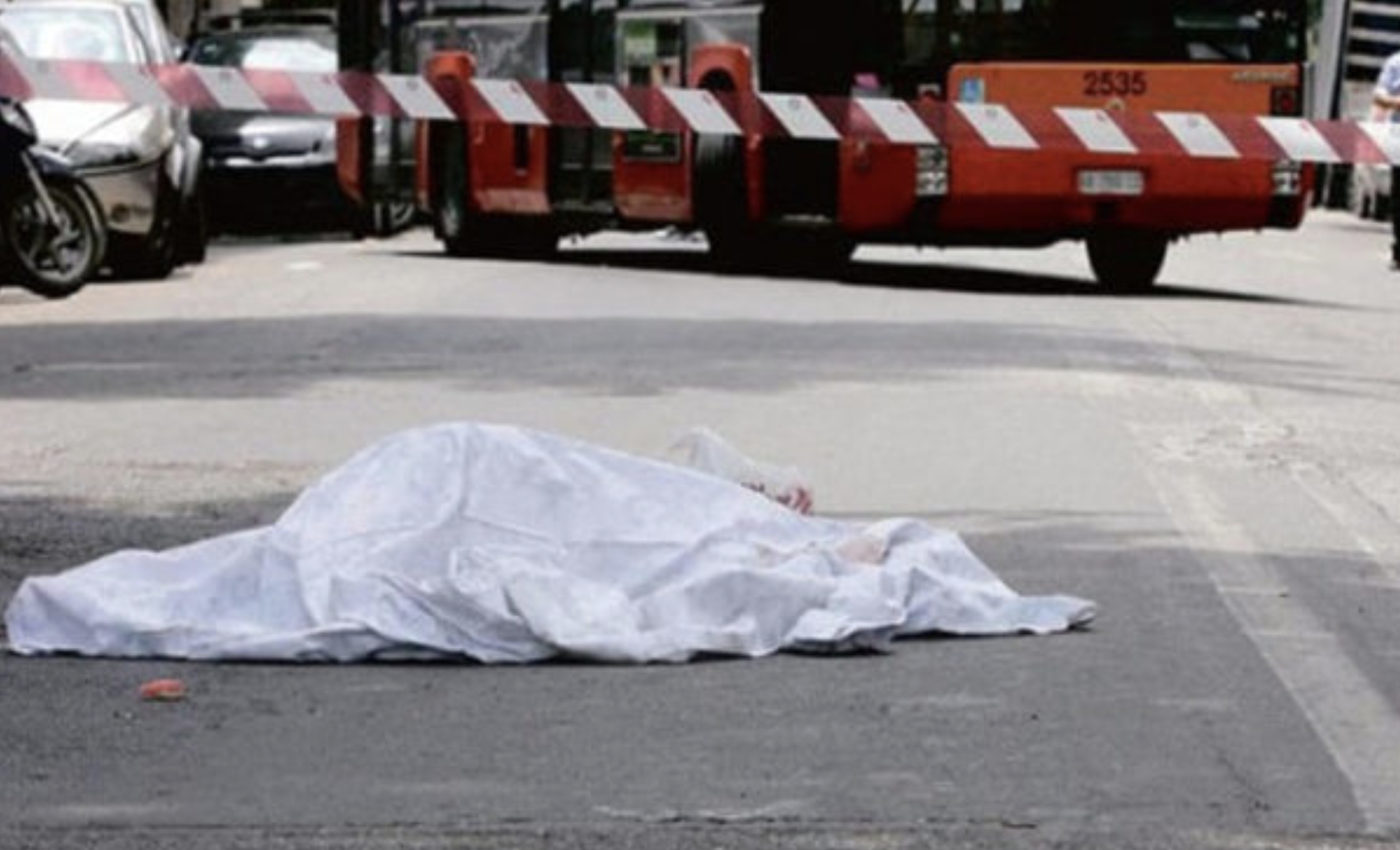 Drammatico incidente nell'Avellinese, 69enne muore in uno scontro tra auto e trattore