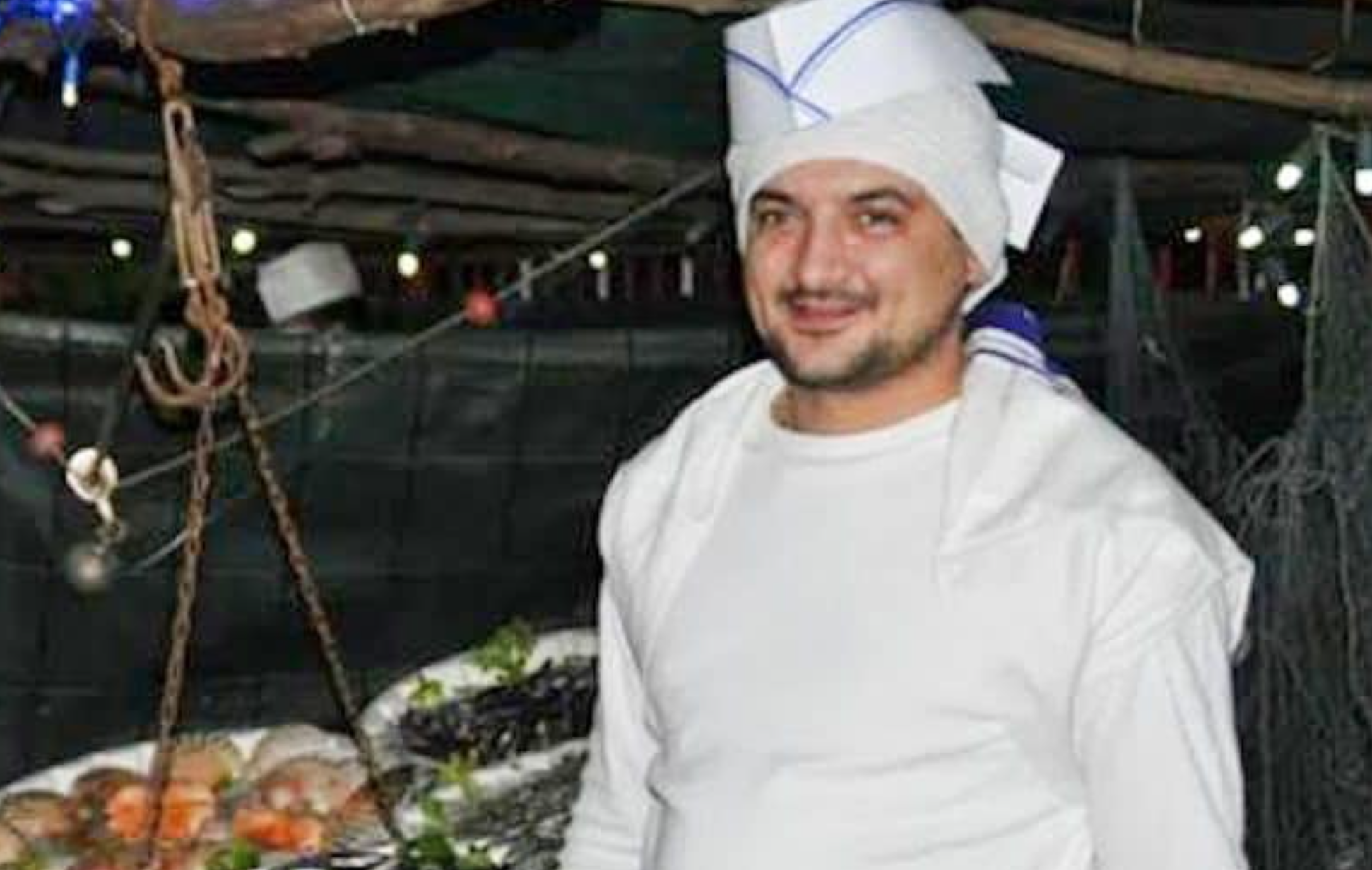 Pescivendolo ucciso la notte della Vigilia di Natale, moglie e il figlio riaprono la pescheria