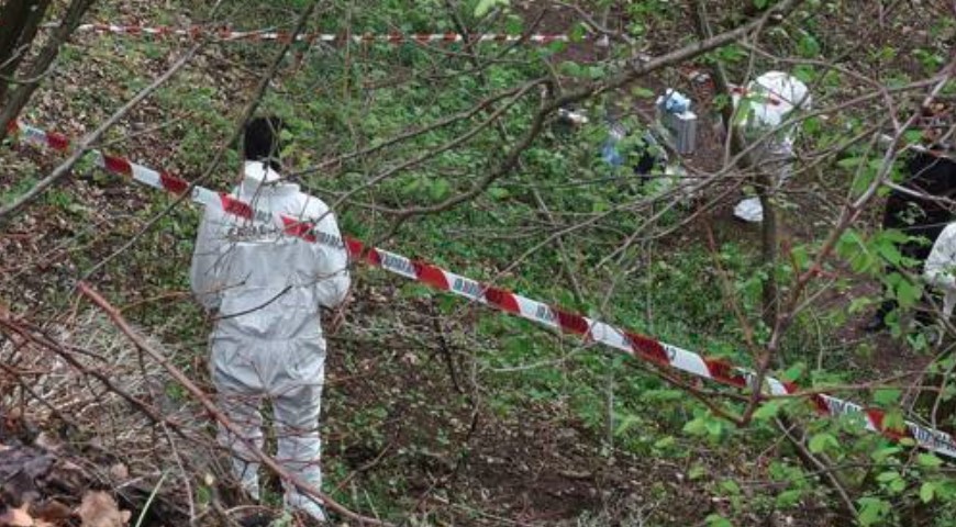 Ragazza di 16 anni violentata da un parente resta incinta, padre e fratello la uccidono per la vergogna