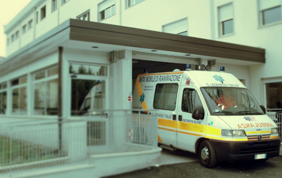 Lutto ad Acerra, muore di Covid Giuseppe Sessa, medico anestesita in prima linea nella lotta al virus