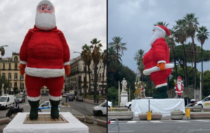 Tolto il Babbo Natale di piazza Vittoria a Napoli