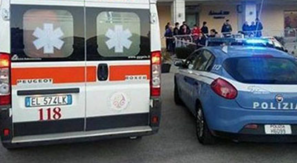 Dramma a Salerno, litiga con il compagno e si lancia dalla finestra: muore donna di 49 anni
