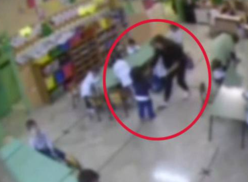 Schiaffeggiavano e minacciavano alunni dell'asilo, due maestre indagate 