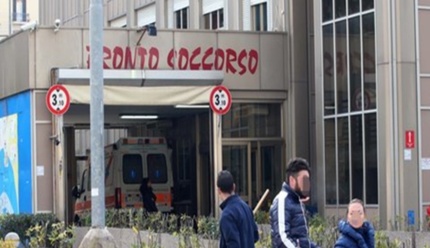 ragazza di 13 anni precipita nel vuoto dalla classe