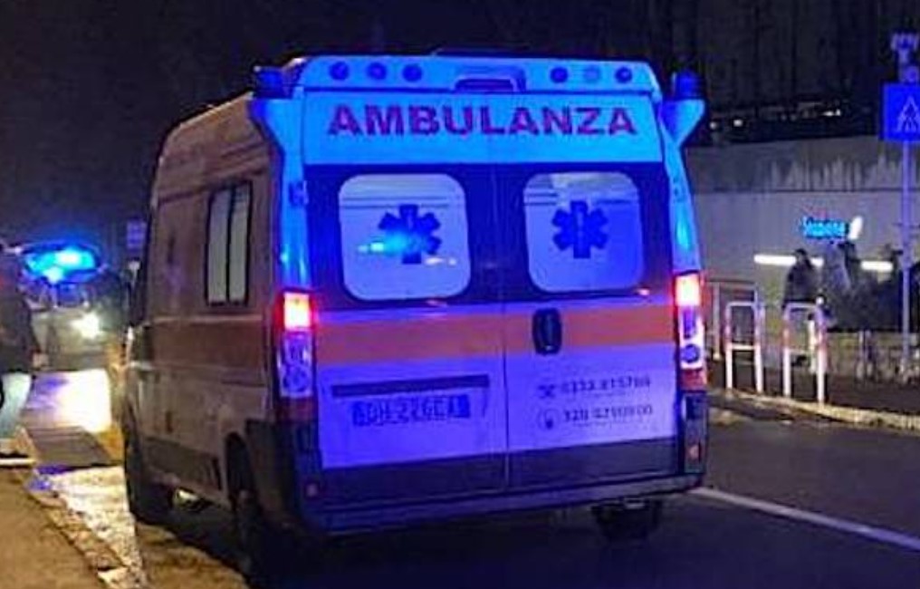 Dramma a Carinola, giovane torna a casa dopo una festa e muore