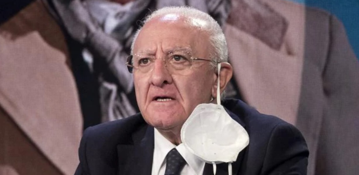 De Luca citato in giudizio dalla Corte dei Conti, assunzione dei 4 ex vigili: "Danno da 400mila euro"