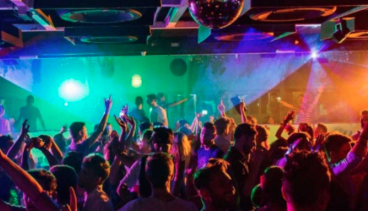 Interrotta festa Napoli