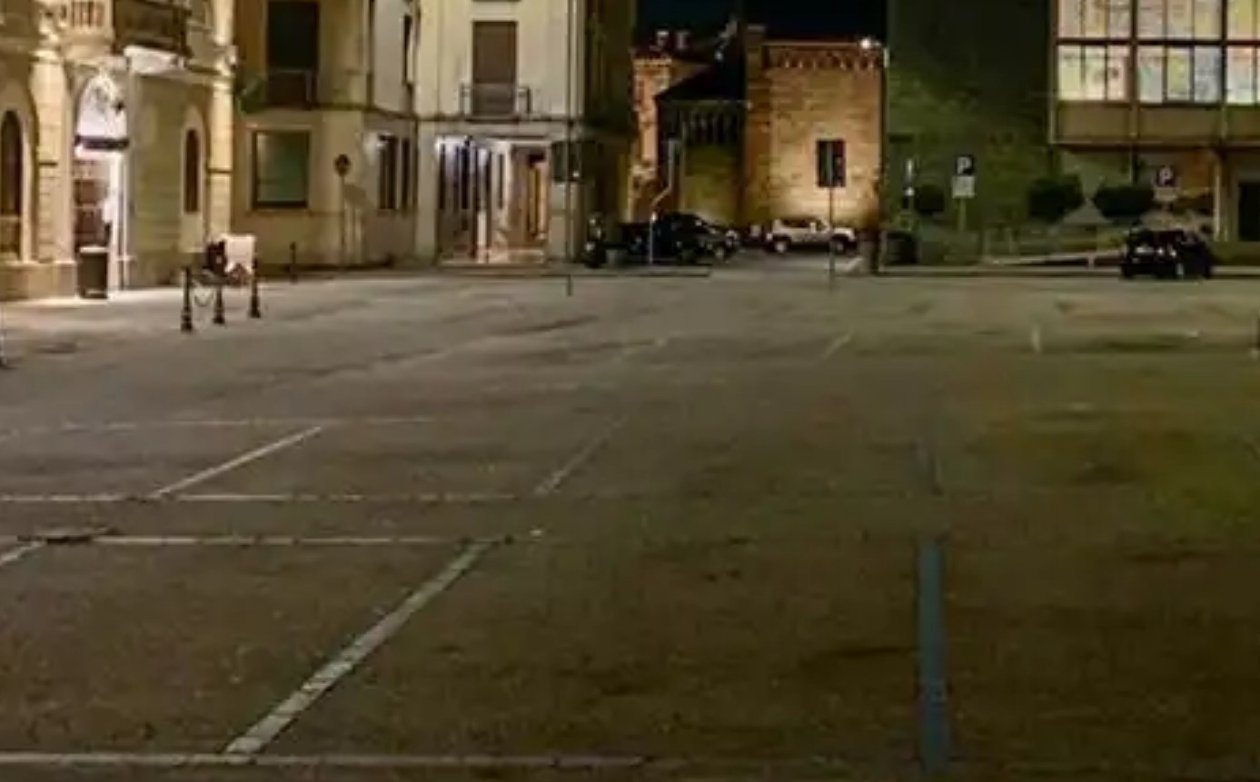 Rapporto hot in strada a Gallarate