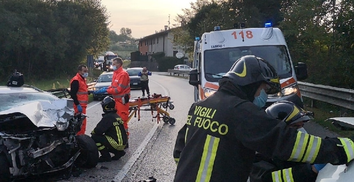 Scontro Frontale Tra 2 Auto Nel Casertano, Muore Vincenzo Testa: Era Un 